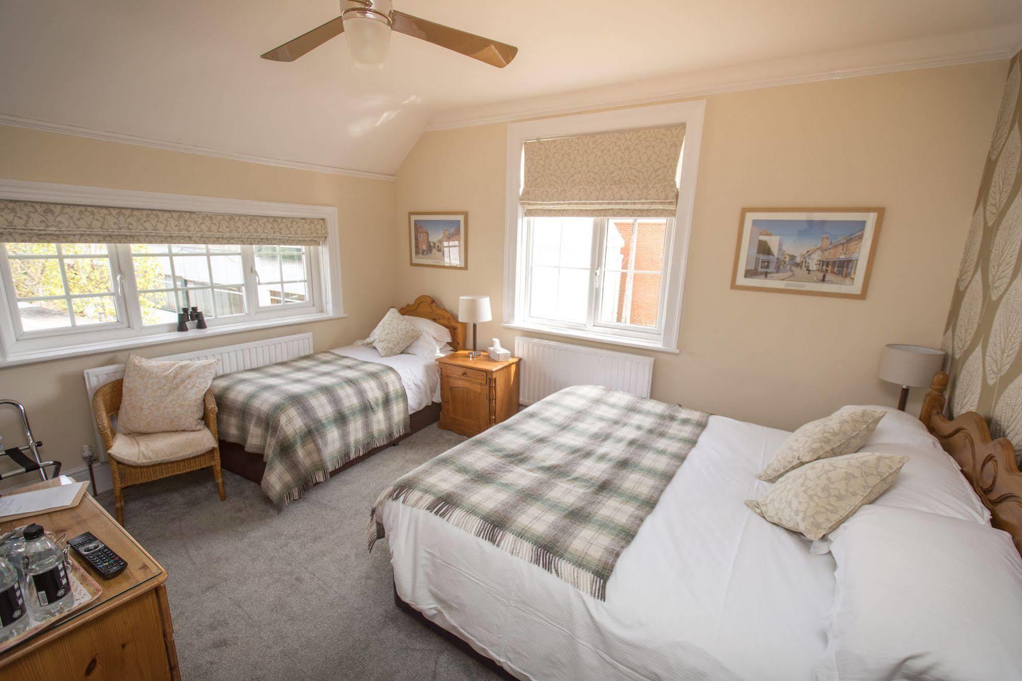 The Maples Bed & Breakfast Хайт Екстериор снимка