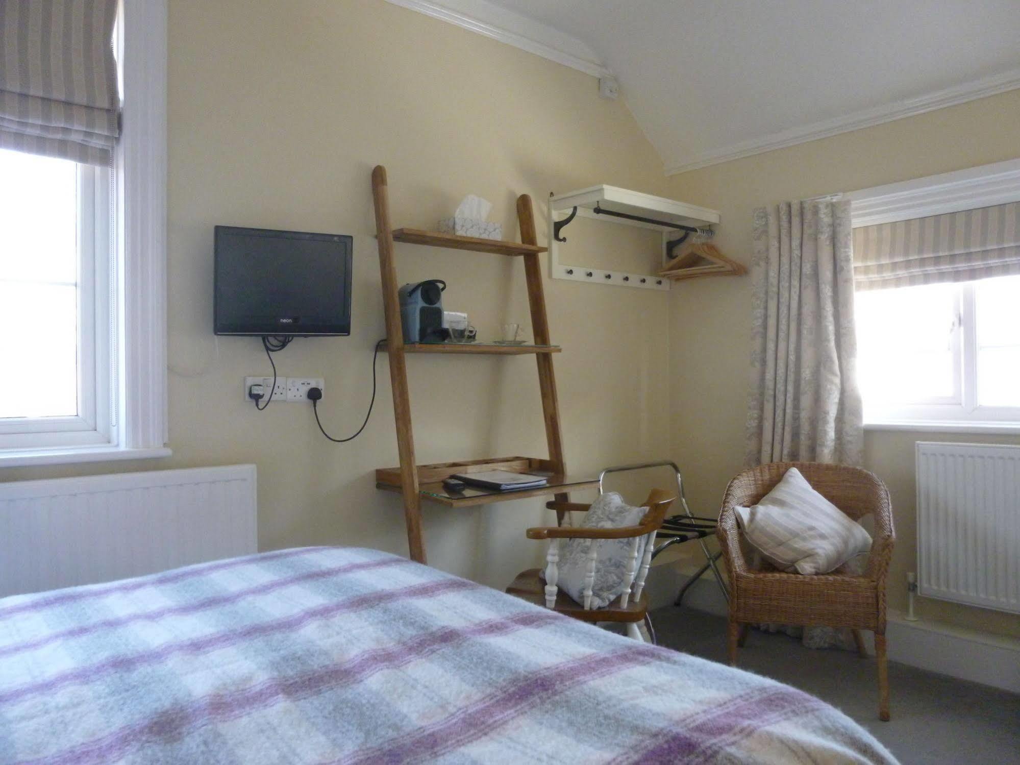 The Maples Bed & Breakfast Хайт Екстериор снимка